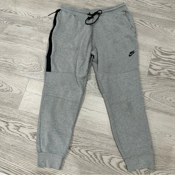 Nike Pants Nike Tech Fleece Joggers Poshmark